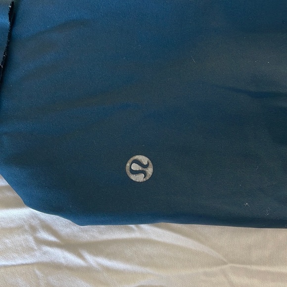 Lululemon leggings - Picture 2 of 10